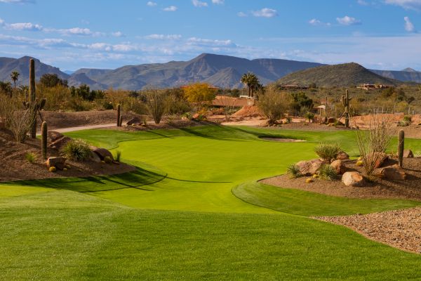 Golf Course Groundskeeping in Huntington Station